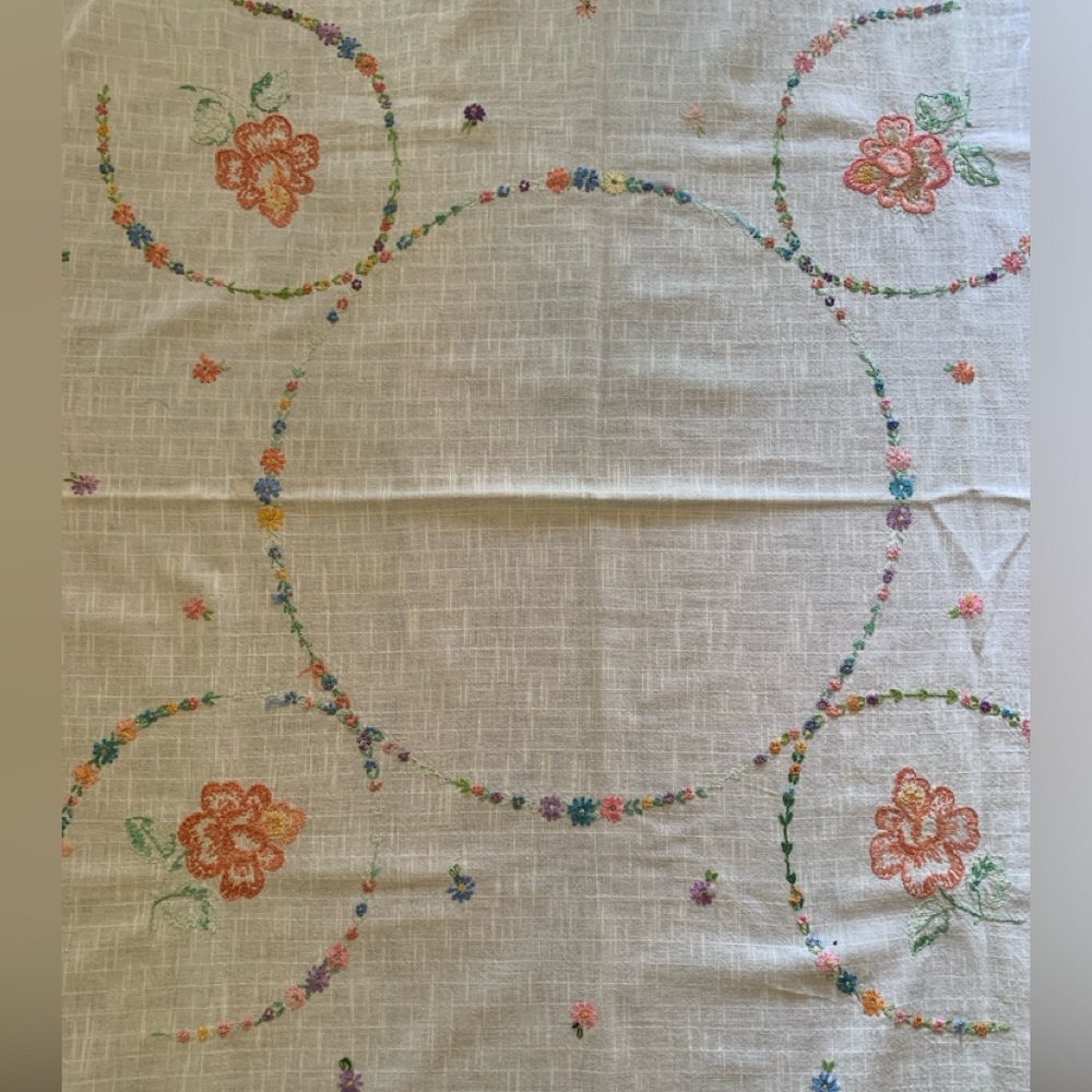 Vintage Embroidered Handmade Cotton Square Floral Tablecloth 32" x 34"